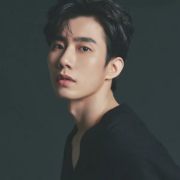 SON WOOHYEON